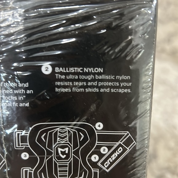 Protective Gear Set - Picture 7 of 12